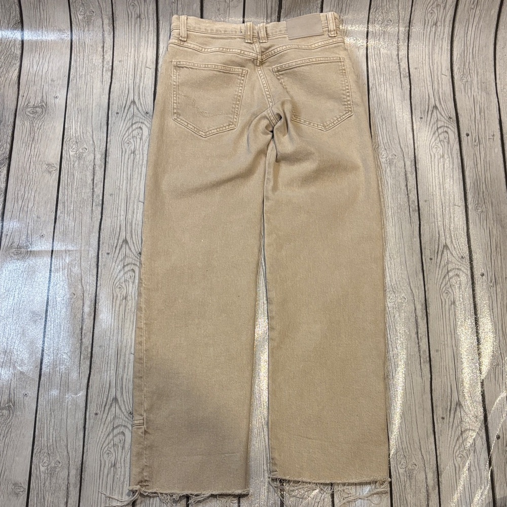 We The Free women’s size 24 Straight-Leg Jeans distressed hem beige denim - Picture 6 of 6